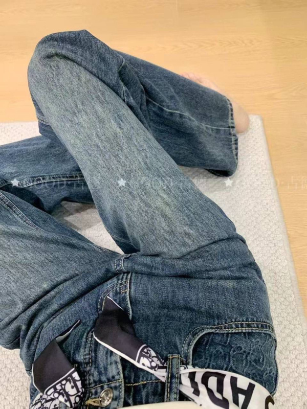 11561f0b-f063-40b2-9a34-9a95b499ce42