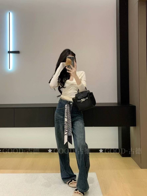 21d812e4-b682-4cfb-9733-4ec6f07464b8