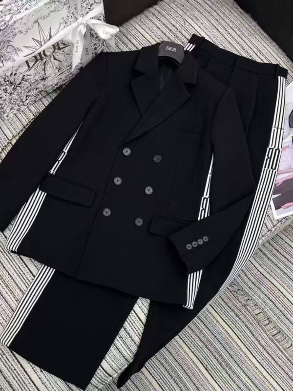 767e0117-bd9e-4e88-96e1-883c08b687a9